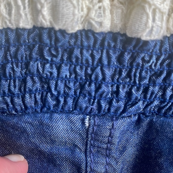 🍀Sale 4/$20 ANTHROPOLOGIE HD in Paris Lace & Chambray Dress - Picture 7 of 11